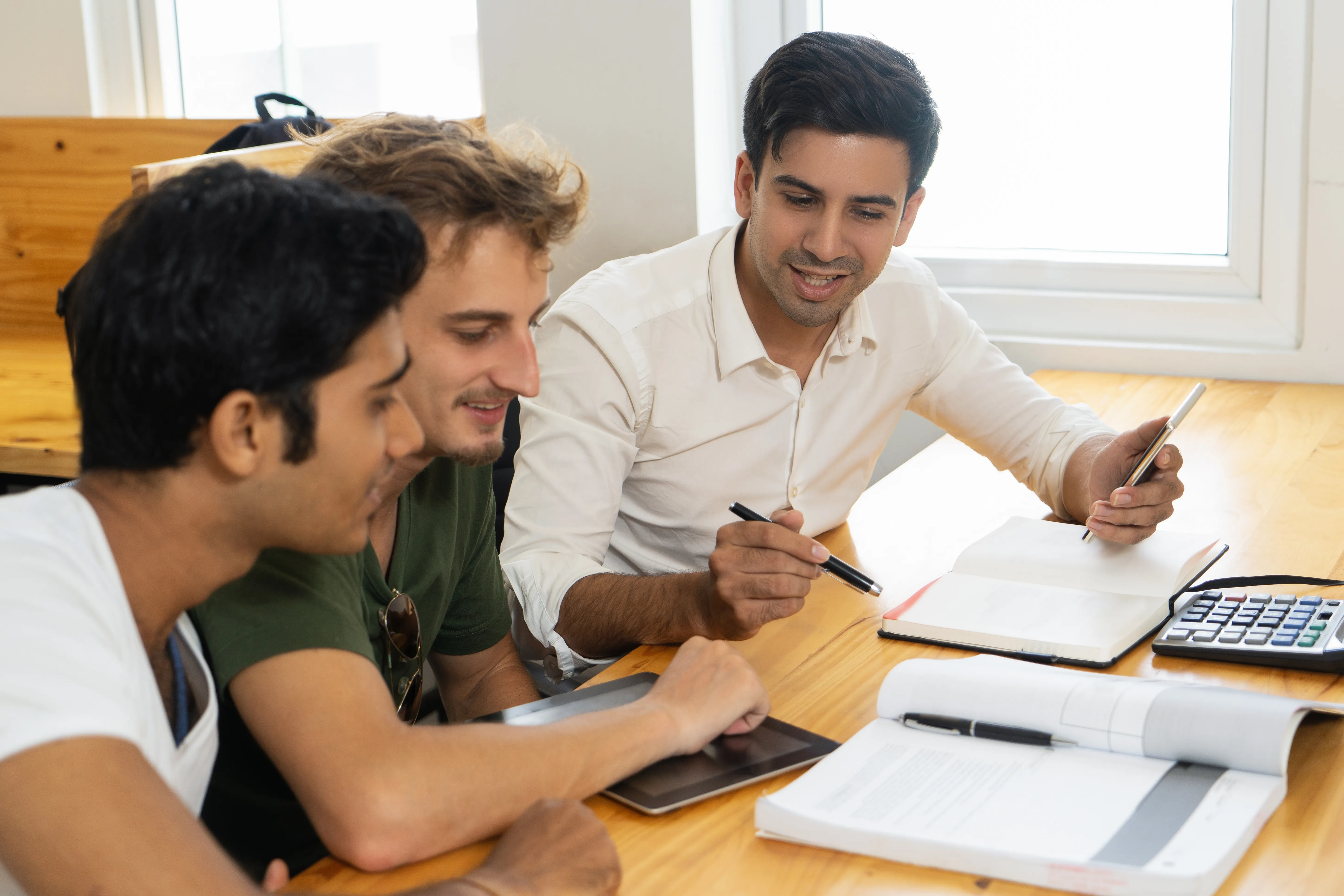 Education & Career Consultants in Chhattisgarh | Chopra Educom
